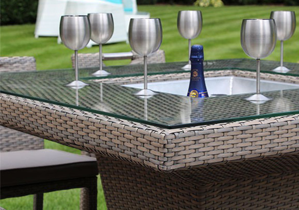 What is synthetic rattan furniture